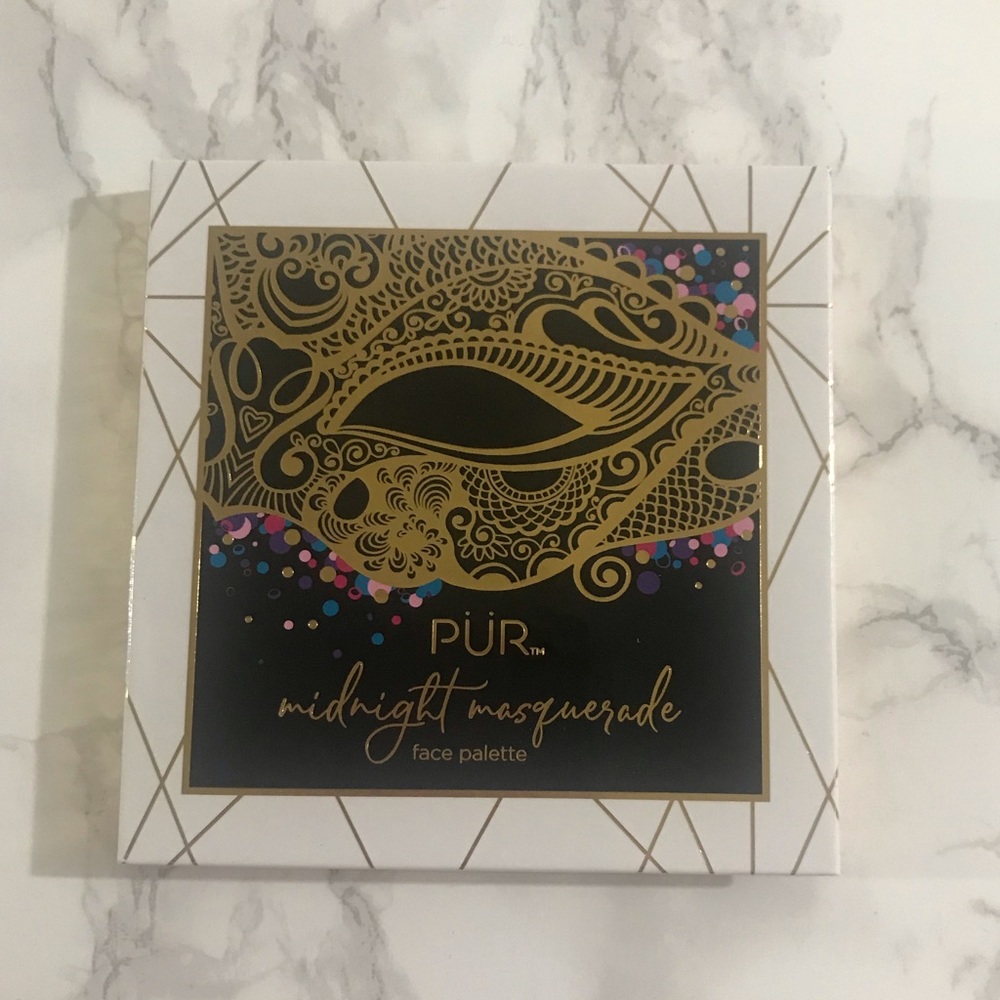 Pür Midnight Masquerade face palette.